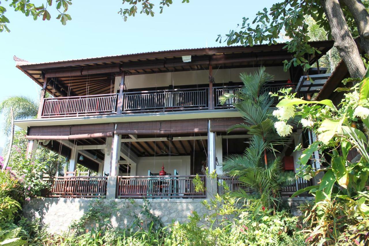 Villa Bukit Malas Амед Экстерьер фото